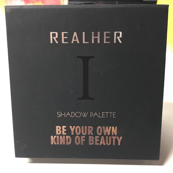 RealHer eyeshadow palette - Picture 2 of 3